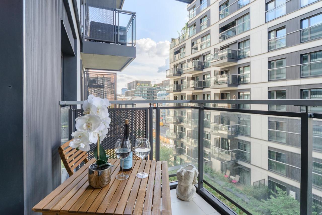 Lumina Luxury Apartments In Mennica Residence Varsó Kültér fotó