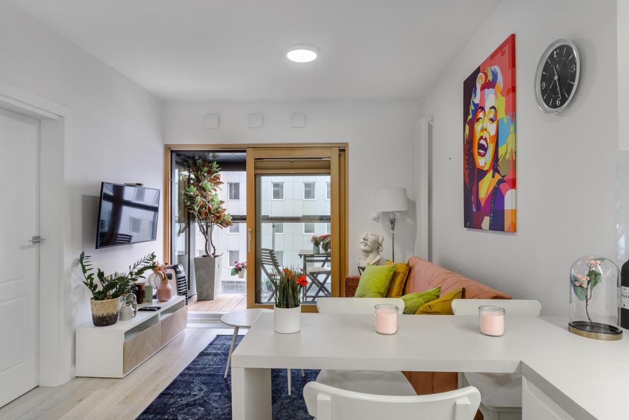 Lumina Luxury Apartments In Mennica Residence Varsó Kültér fotó